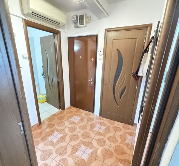 Sector 4, Apartament 2 camere 10-15 minute de Metrou M2 Eroii Revolutiei